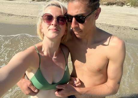 alexandrathorn actrice érotique des photos