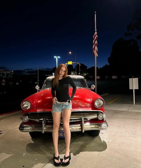 Renatarii haut modèle photo