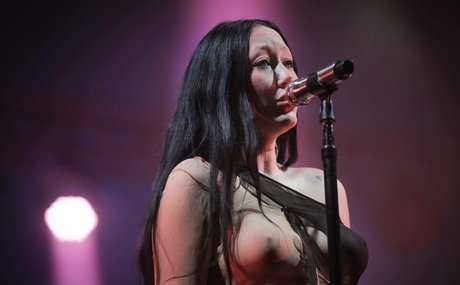 Noah Cyrus étoile photos