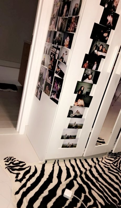 Noah Cyrus étoile érotique photo