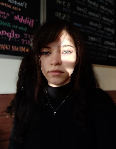 Brittany Venti star du porno érotique photos