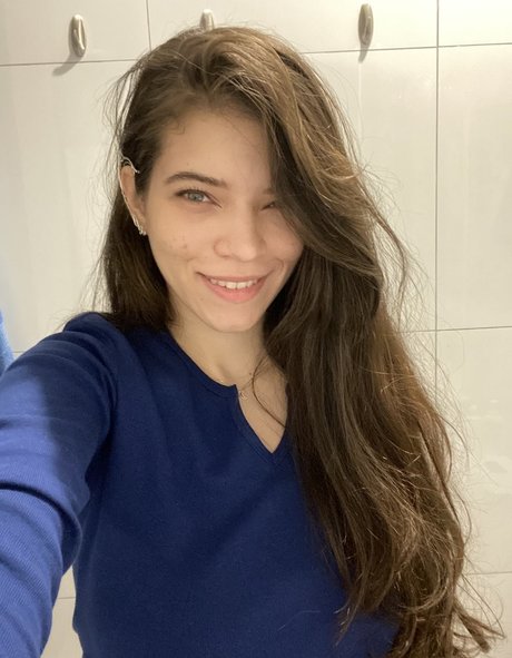 Brittany Venti joli modèle galeries