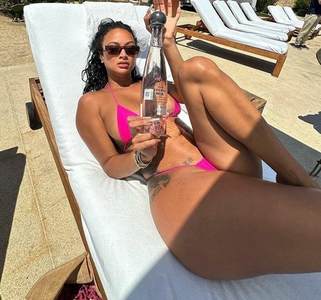 Draya Michele étoile de l'art image