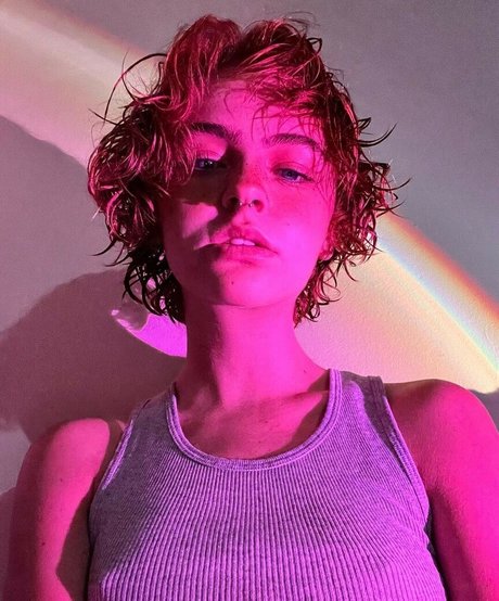 Hadley Nelson étoile sympa des photos