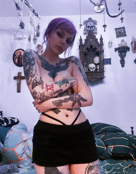 FaerieBlossom actrice sexy galeries