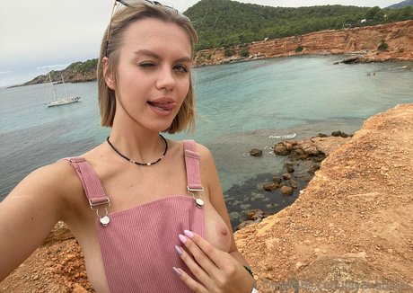 layanadevis star exclusive collection