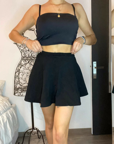 AlaiaJeanneau modèle hd archive