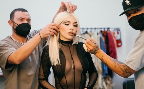 Ava Max jolie étoile photos