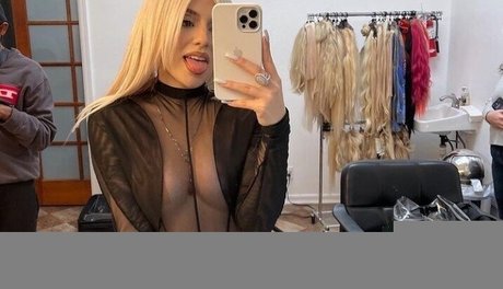 Ava Max modèle de haute qualité archive