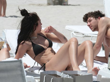 Lourdes Leon actrice érotique image