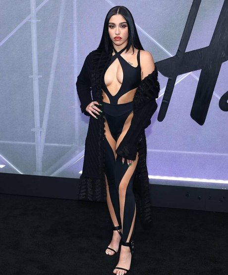 Lourdes Leon star du porno xxx image