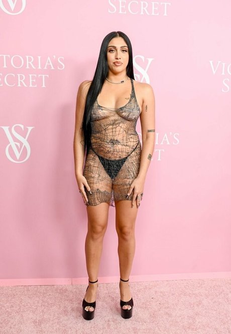 Lourdes Leon star du porno gratuite img