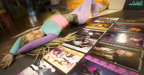 Anuskatzz modèle hd des photos