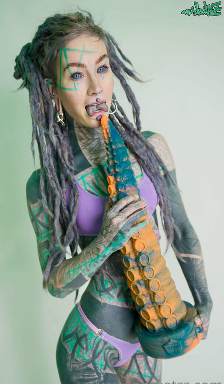 Anuskatzz star du porno parfaite photos