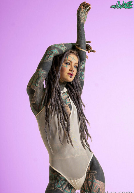 Anuskatzz modèles nus photo