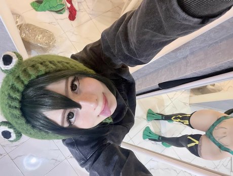 creampie transexuelle uniquementfans art sexy photo