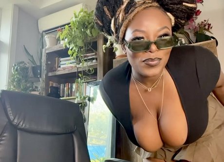 msolurin modèle porno img