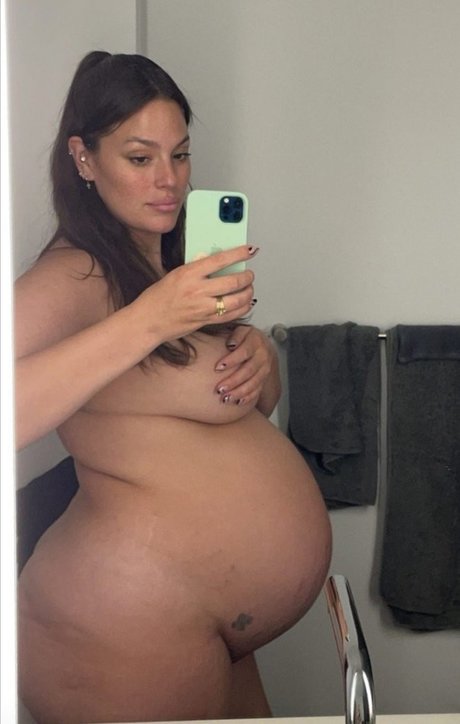 Ashley Graham xxx étoile des photos