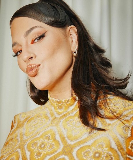 belle ladyboy onlyfans sexe artistique collection