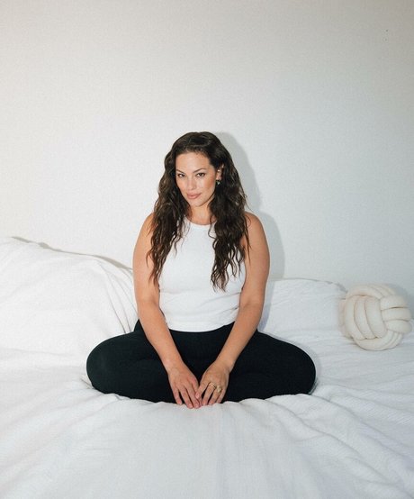 Ashley Graham actrice de sexe image