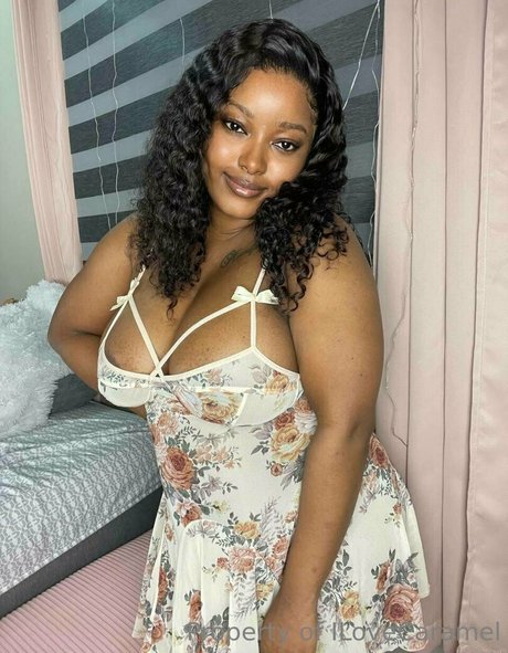 ilovecaramel modèle sympa photo