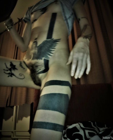 jokers free haut modèle photo