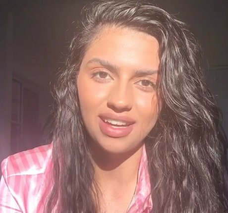 Mays Benatti étoile gratuite photos