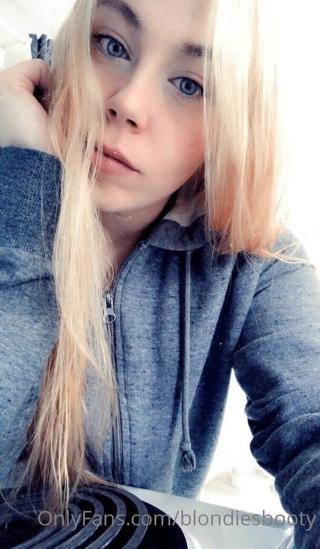 blondiesbooty nus star du porno img