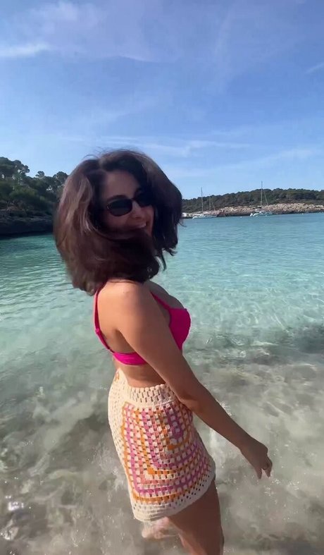 pom-pom girl blonde onlyfans belle érotique photo