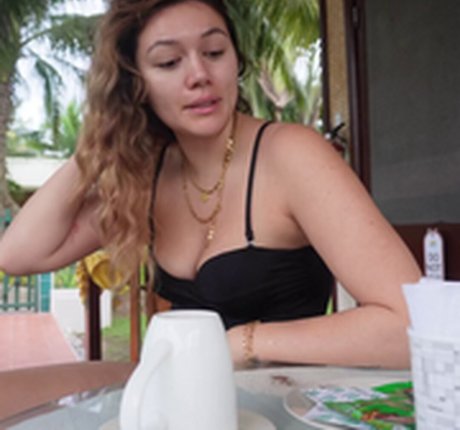 selfie pawg uniquementfans chaud érotique des photos