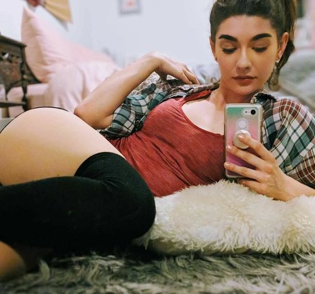 InvaderVie actrice hd des photos