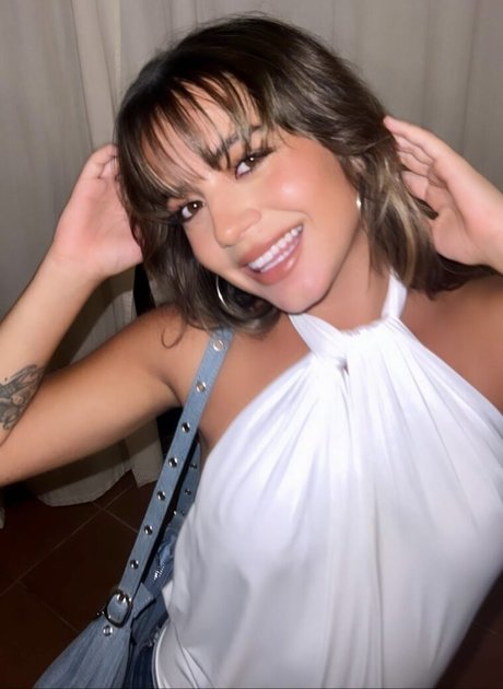 Isabela Merced star du porno de haute qualité collection