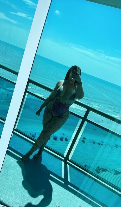 fansofmandimay modèle nu galeries