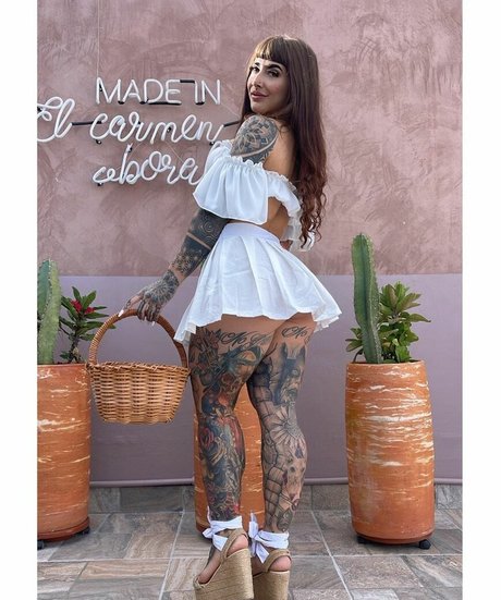 Lauzapata95 star pornographique des photos