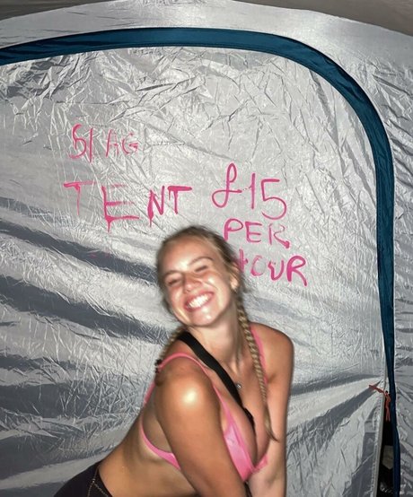 Gabriella Davies actrice érotique img