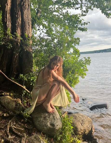 Ernaburn étoile érotique des photos