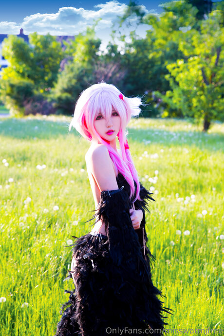 misswarmjfree modèle nu photo