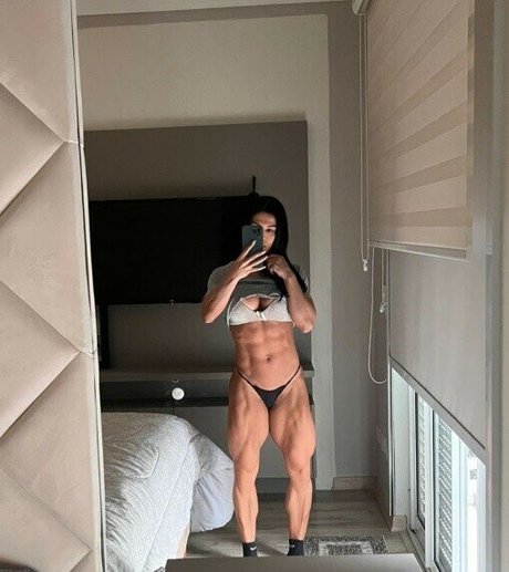 Eva Andressa modèle de haute qualité galerie