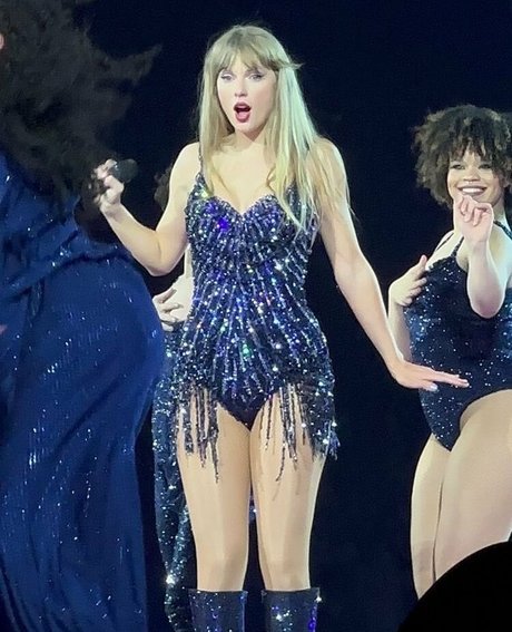 fellation en bikini onlyfans belle exclusivité image