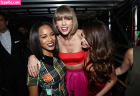 Taylor Swift haut étoile archive