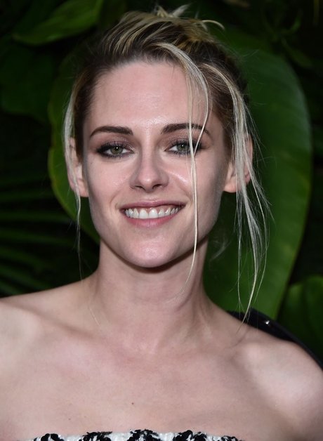 pom-pom girl nue onlyfans nu érotique galerie