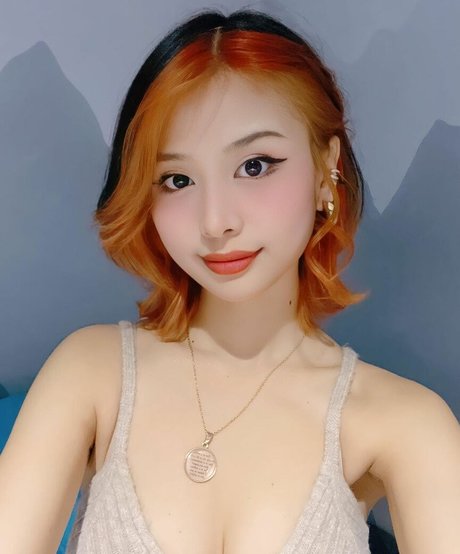 Charechii actrice porno photo