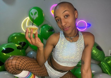 blonde naturelle onlyfans exclusif gratuit des photos