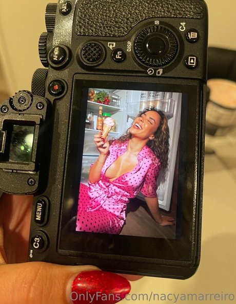 Nacya Marreiro star du porno gratuit images