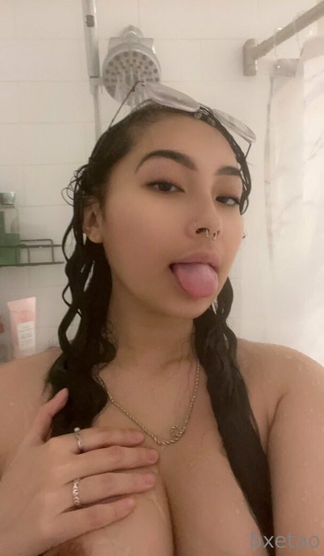 Bxetao nus étoiles des photos