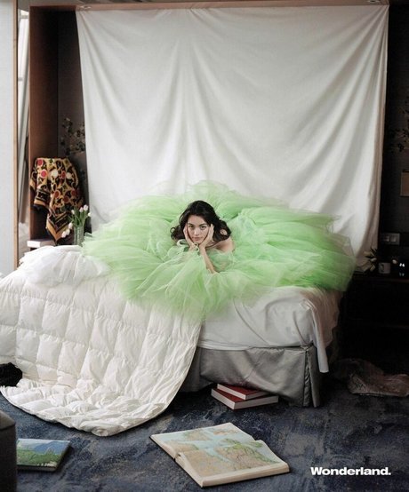 Emma Mackey modèle sympa image