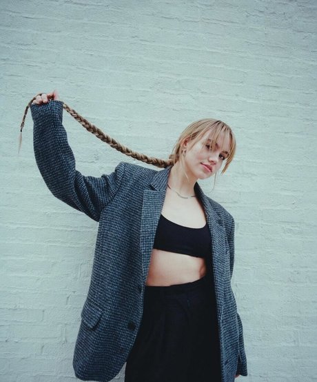 Emma Brooks star du porno adulte collection