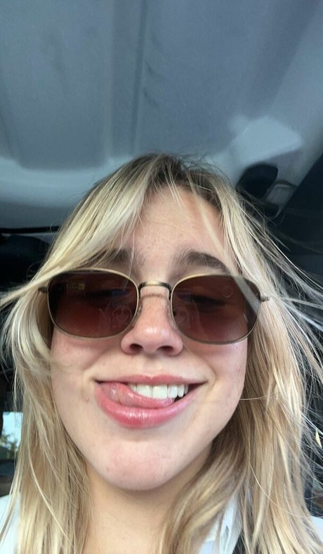 Emma Brooks actrice porno photos