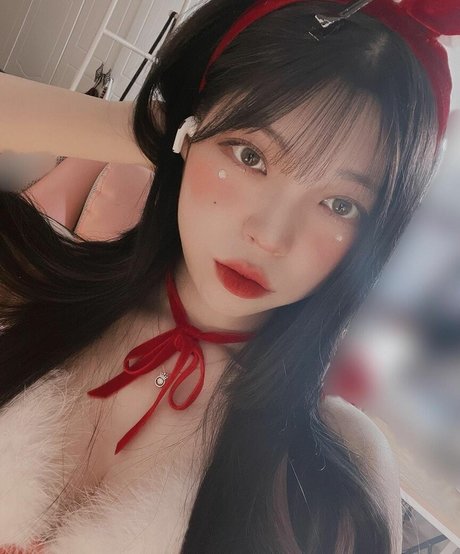 yudiii modèle sympa photo