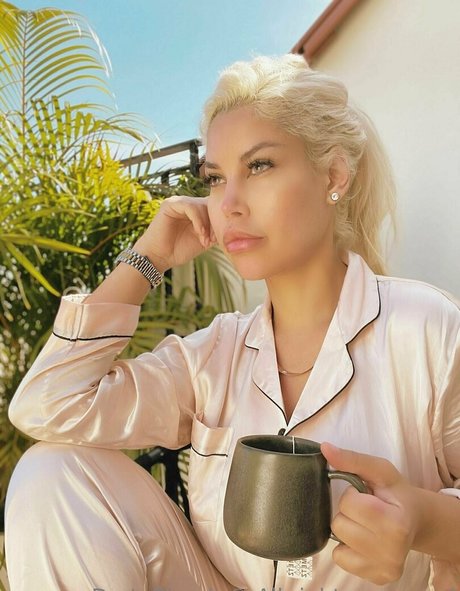 fans de nains à gros seins uniquement la plus belle collection